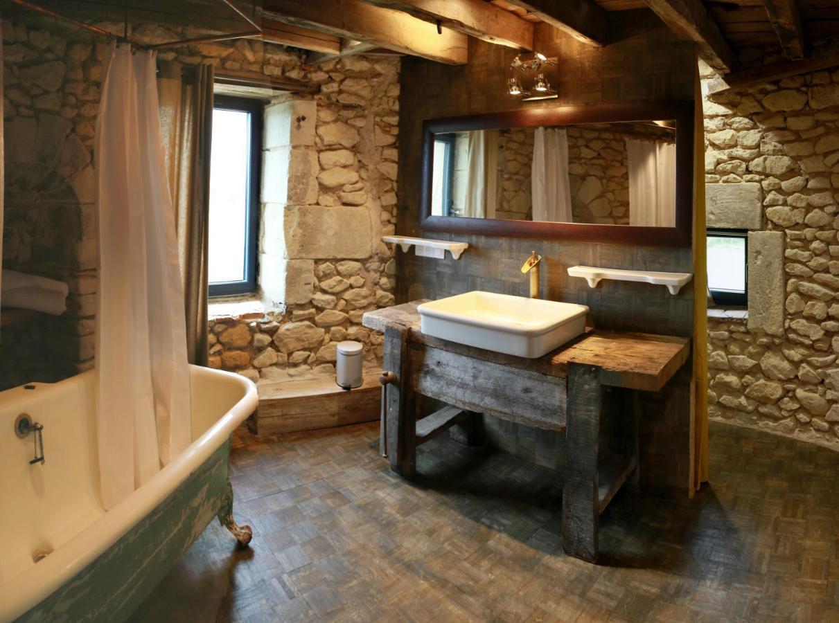 Le Moulin De La Motte Baudoin Noyers-sur-Cher Exterior foto